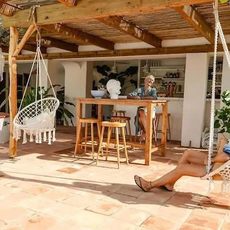 Silvess Silves