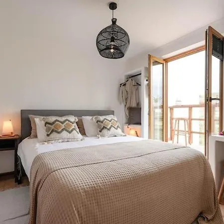 Silvess Bed & Breakfast